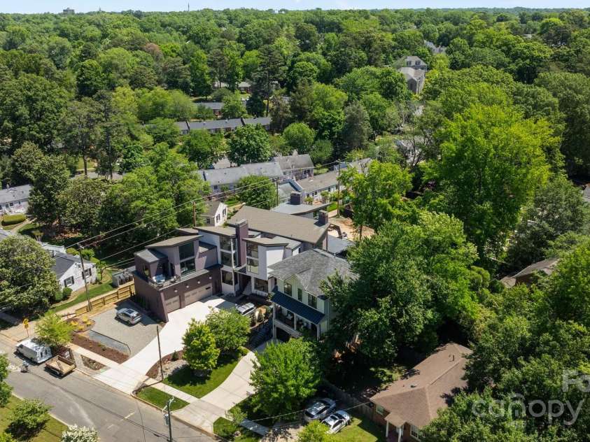 2925 Westfield Road, Charlotte, NC 28209.  MLS# CAR4254806, YatesRealty ID 15084. Located in the heart of Myers Park