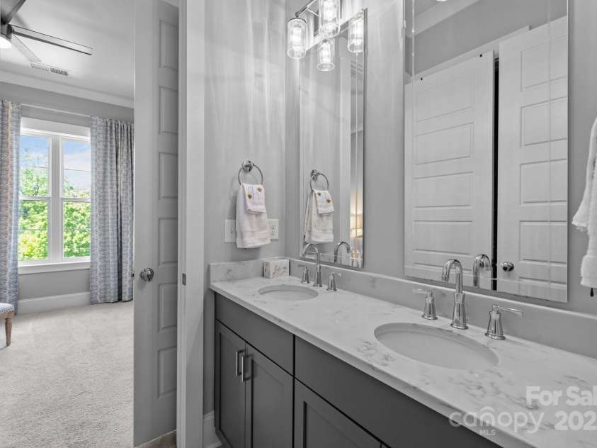 2925 Westfield Road, Charlotte, NC 28209.  MLS# CAR4254806, YatesRealty ID 15084. Second full BR