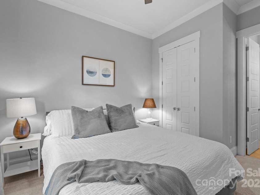 2925 Westfield Road, Charlotte, NC 28209.  MLS# CAR4254806, YatesRealty ID 15084. Secondary BR