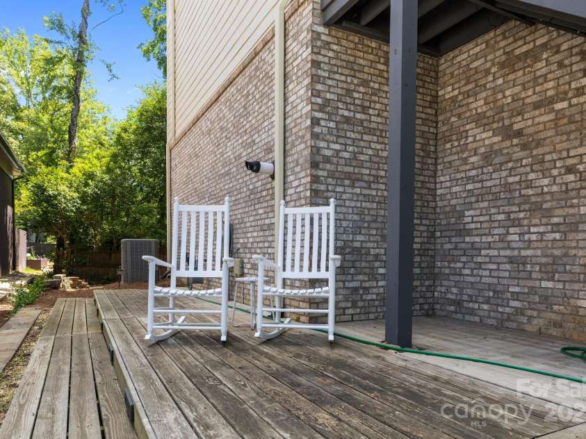 2925 Westfield Road, Charlotte, NC 28209.  MLS# CAR4254806, YatesRealty ID 15084. Side deck to enjoy those perfect Carolina mornings