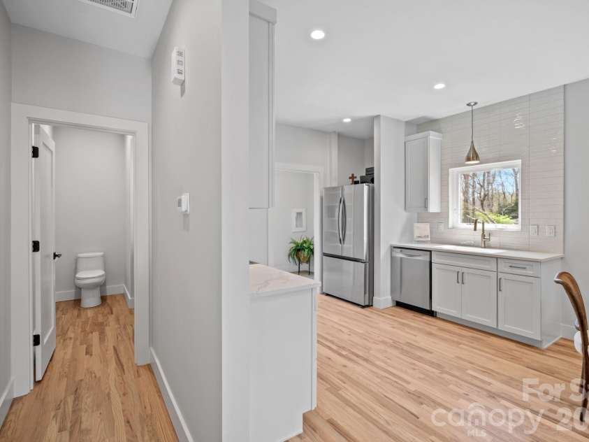 9 Gudger Road, Asheville, NC 28806.  MLS# CAR4406363, YatesRealty ID 15085. 1/2 Bath on the Main