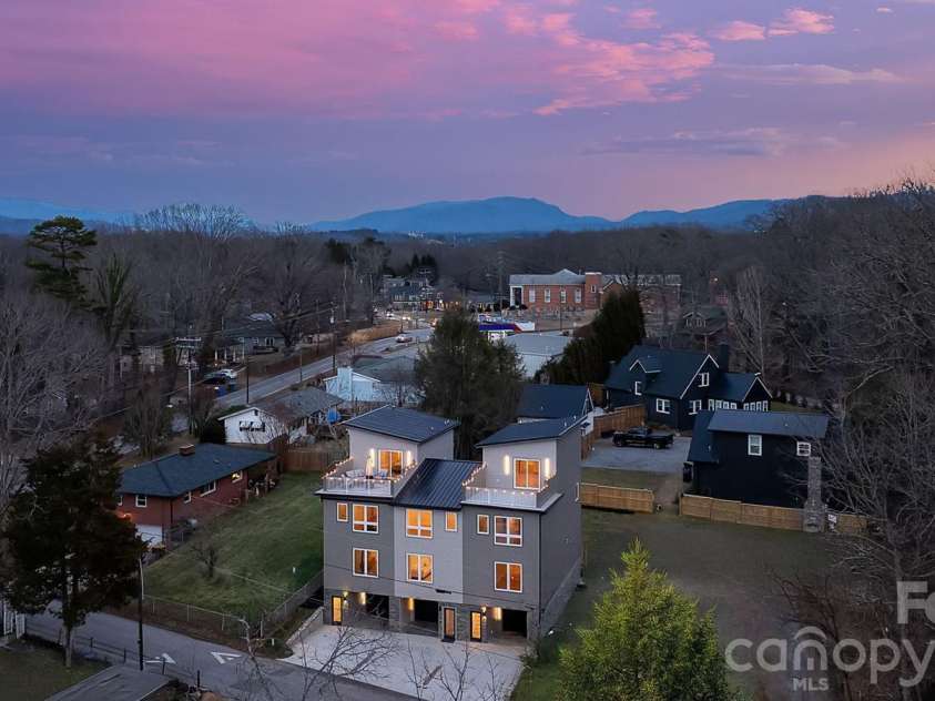 9 Gudger Road, Asheville, NC 28806.  MLS# CAR4406363, YatesRealty ID 15085. 