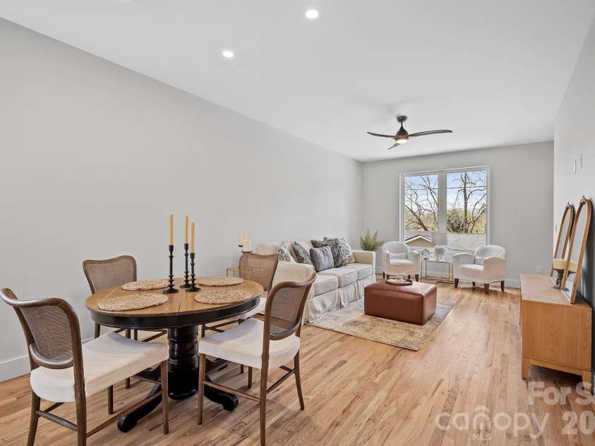 9 Gudger Road, Asheville, NC 28806.  MLS# CAR4406363, YatesRealty ID 15085. Dining Area