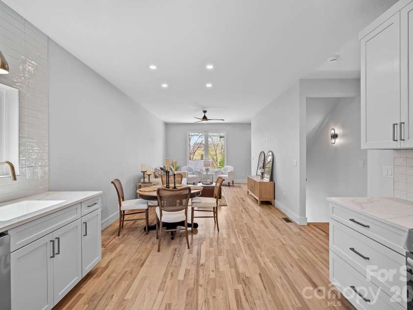 9 Gudger Road, Asheville, NC 28806.  MLS# CAR4406363, YatesRealty ID 15085. Solid Oak Floors