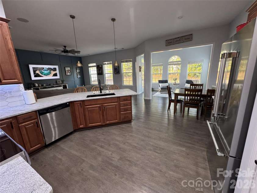 4851 Summerside Drive, Lake Wylie, SC 29710.  MLS# CAR4365256, YatesRealty ID 15086. 