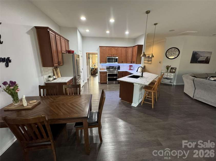4851 Summerside Drive, Lake Wylie, SC 29710.  MLS# CAR4365256, YatesRealty ID 15086. 