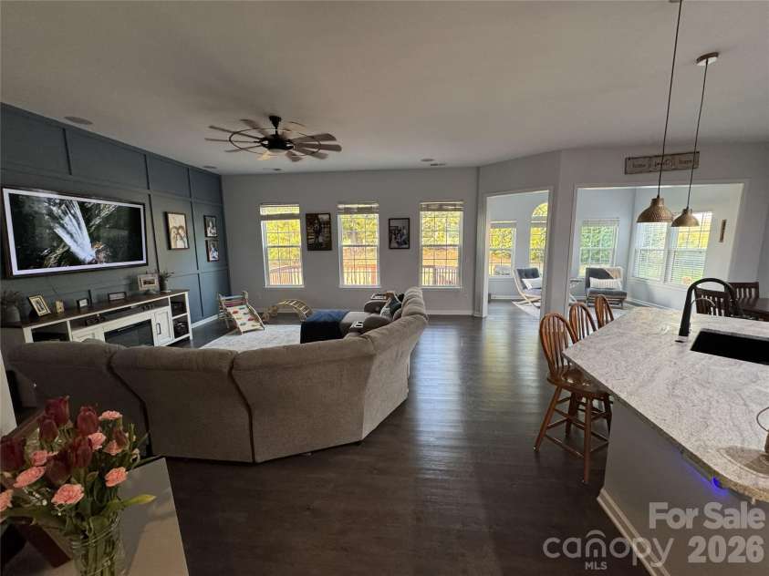 4851 Summerside Drive, Lake Wylie, SC 29710.  MLS# CAR4365256, YatesRealty ID 15086. 