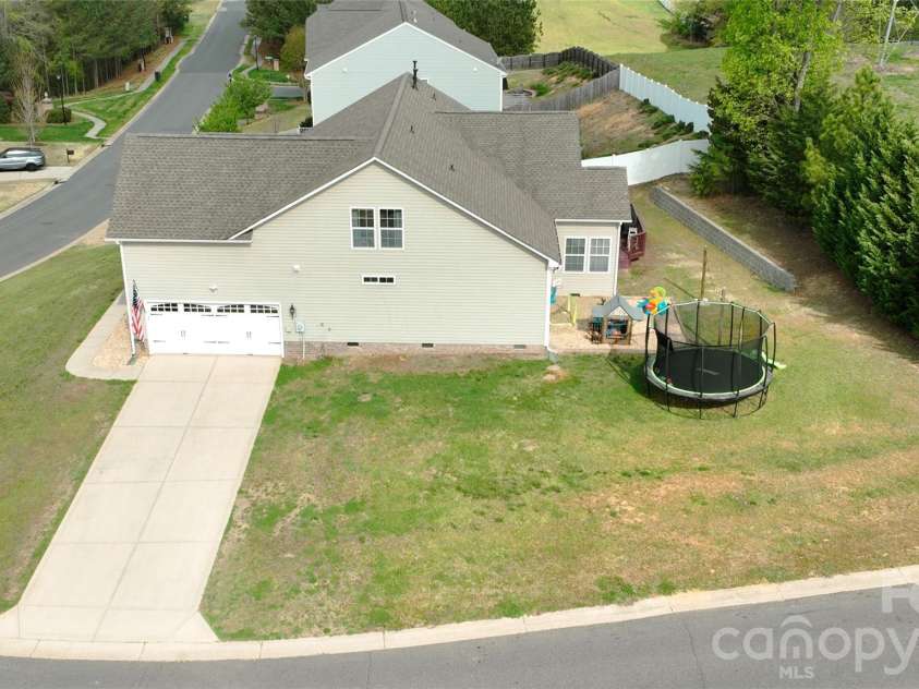 4851 Summerside Drive, Lake Wylie, SC 29710.  MLS# CAR4365256, YatesRealty ID 15086. 
