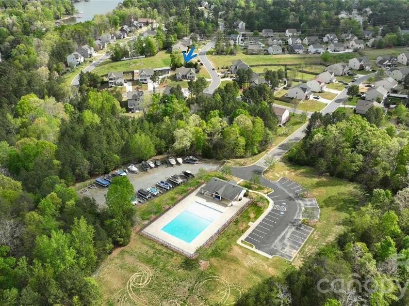 4851 Summerside Drive, Lake Wylie, SC 29710.  MLS# CAR4365256, YatesRealty ID 15086. 