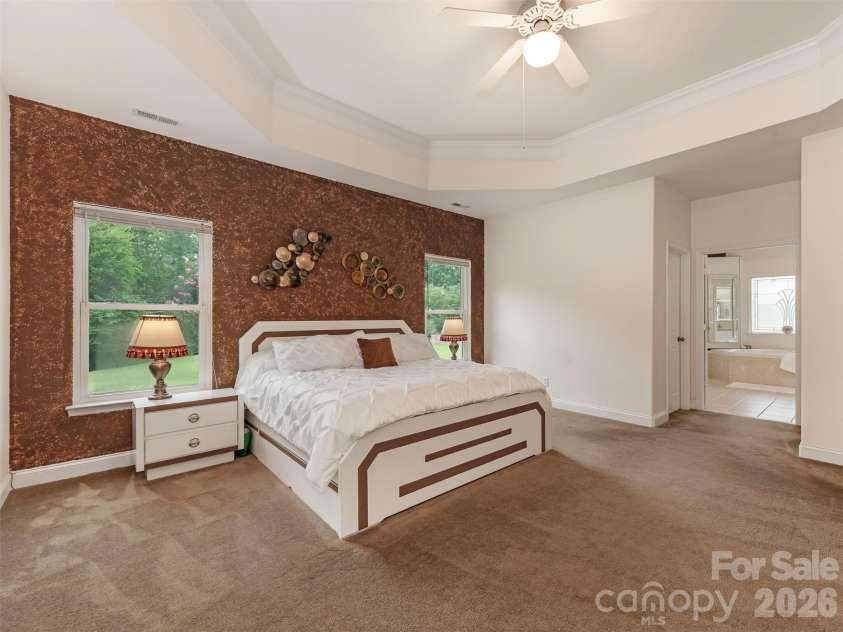 9535 Potter Road, Matthews, NC 28104.  MLS# CAR4365196, YatesRealty ID 15087. 