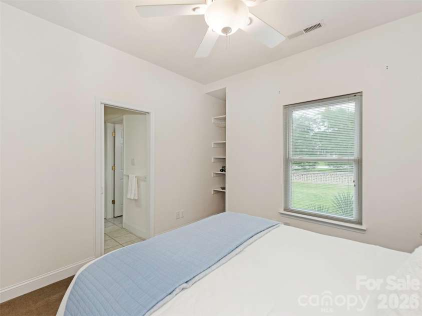 9535 Potter Road, Matthews, NC 28104.  MLS# CAR4365196, YatesRealty ID 15087. 