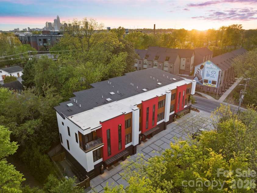 2716 Davidson Street, Charlotte, NC 28205.  MLS# CAR4369098, YatesRealty ID 15089. 