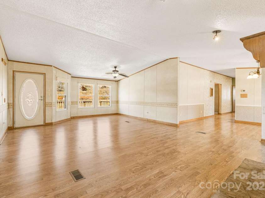 910 Elliott Road, Rutherfordton, NC 28139.  MLS# CAR4228101, YatesRealty ID 1509. 