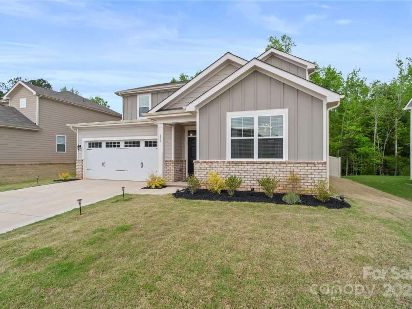 179 Bezelle Avenue, York, SC 29745.  MLS# CAR4247360, YatesRealty ID 15090. 