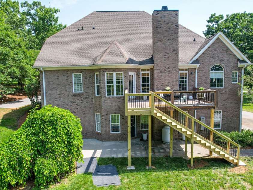 1508 Avalon Oaks Court, Dallas, NC 28034.  MLS# CAR4259565, YatesRealty ID 15091. 