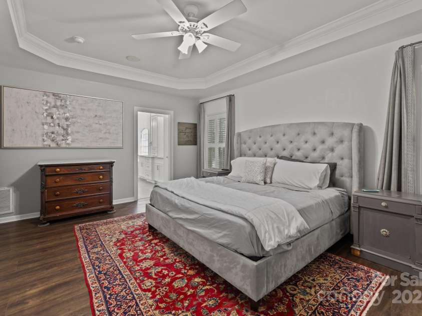 9625 Donna Ve Lane, Charlotte, NC 28277.  MLS# CAR4257390, YatesRealty ID 15092. 