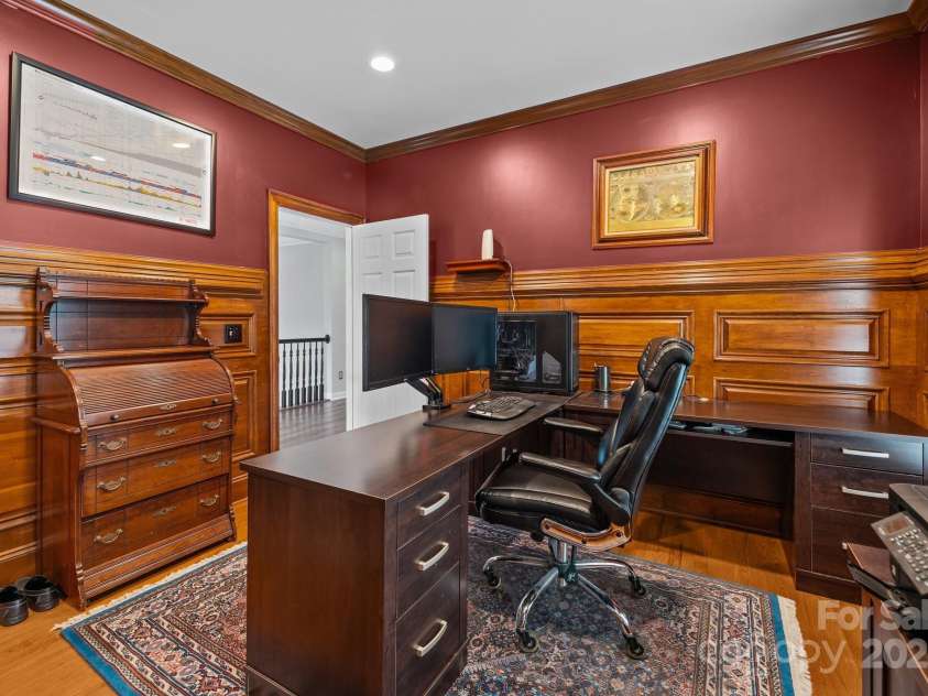 9625 Donna Ve Lane, Charlotte, NC 28277.  MLS# CAR4257390, YatesRealty ID 15092. 