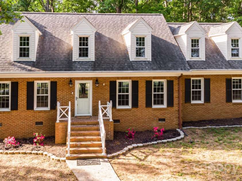 328 Earl Griffin Road, Monroe, NC 28112.  MLS# CAR4251037, YatesRealty ID 15093. 