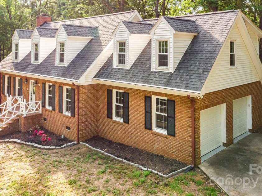328 Earl Griffin Road, Monroe, NC 28112.  MLS# CAR4251037, YatesRealty ID 15093. 
