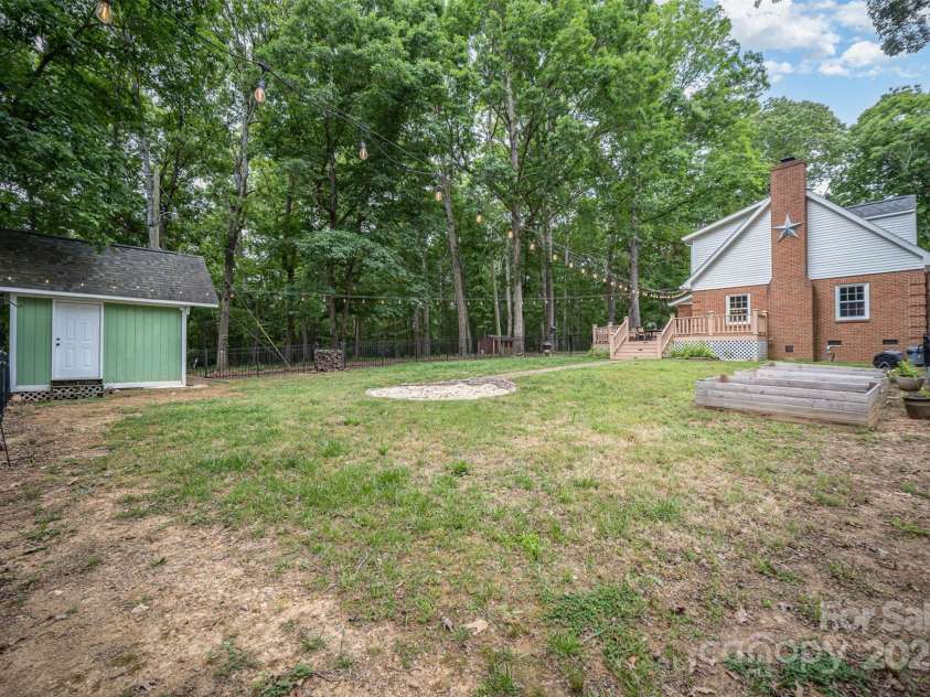 328 Earl Griffin Road, Monroe, NC 28112.  MLS# CAR4251037, YatesRealty ID 15093. 
