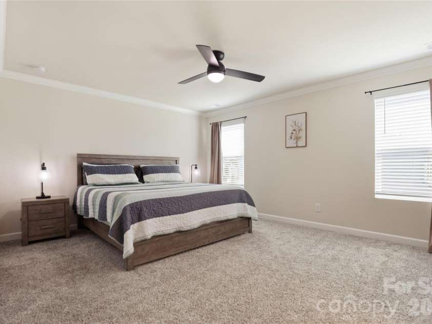2317 Belterra Drive, Charlotte, NC 28216.  MLS# CAR4371534, YatesRealty ID 15095. 