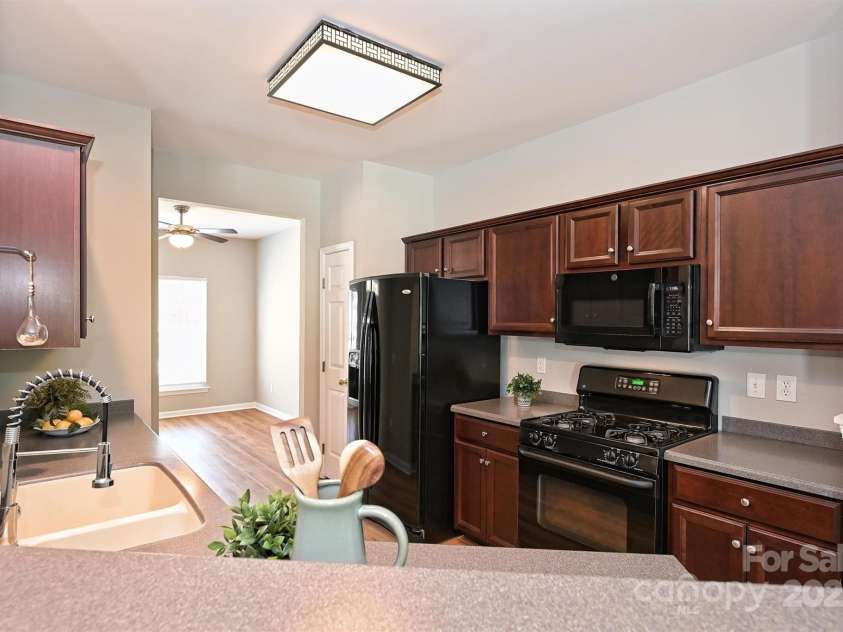 530 Pate Drive, Fort Mill, SC 29715.  MLS# CAR4227711, YatesRealty ID 15095. 