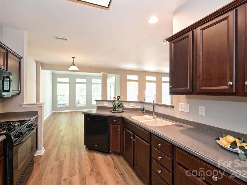 530 Pate Drive, Fort Mill, SC 29715.  MLS# CAR4227711, YatesRealty ID 15095. 