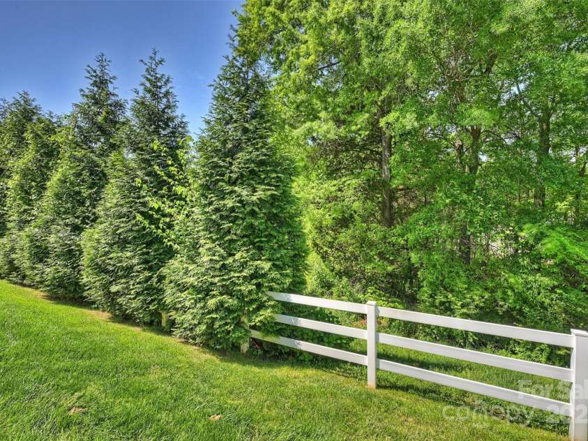 530 Pate Drive, Fort Mill, SC 29715.  MLS# CAR4227711, YatesRealty ID 15095. 