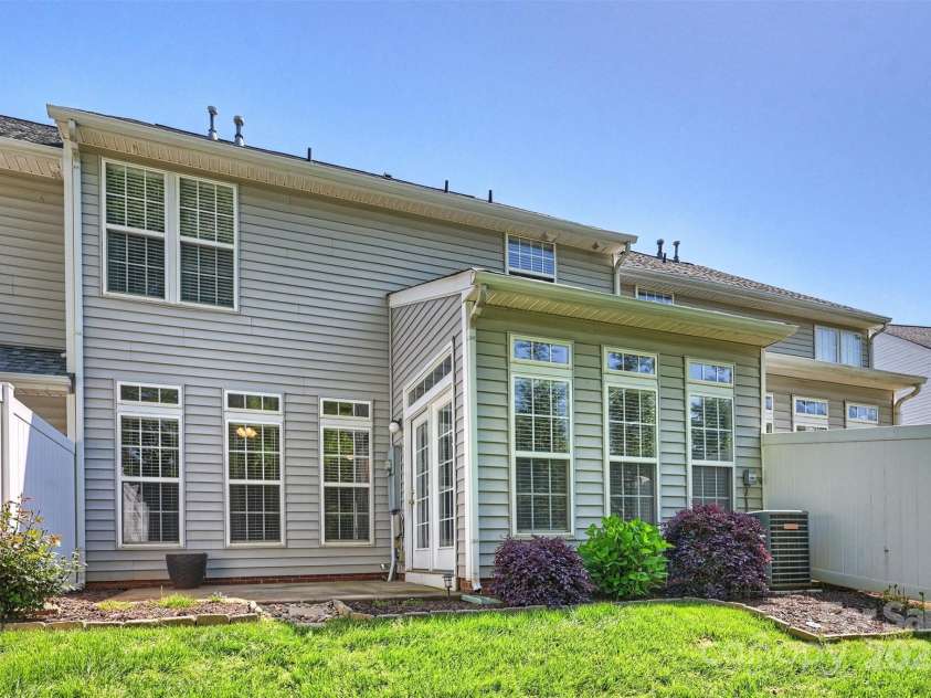 530 Pate Drive, Fort Mill, SC 29715.  MLS# CAR4227711, YatesRealty ID 15095. 
