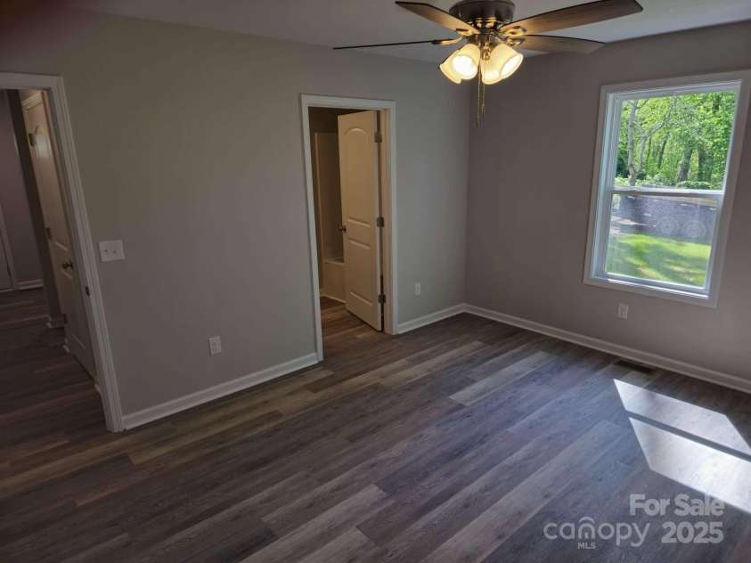 901 3rd Street, Spencer, NC 28159.  MLS# CAR4250732, YatesRealty ID 15096. 