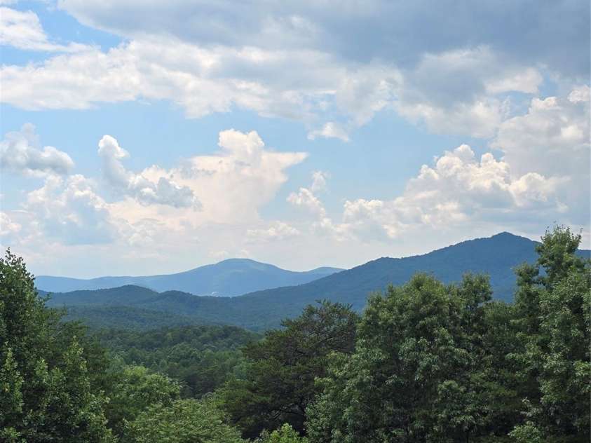 290 Boland Drive, Lake Lure, NC 28746.  MLS# CAR4161746, YatesRealty ID 15097. 