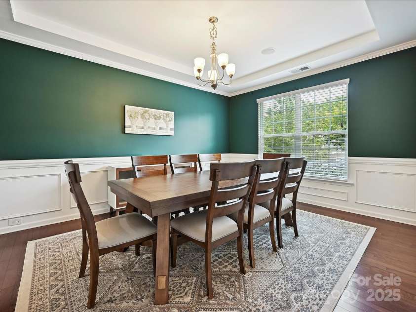 9507 Reid Hall Lane, Matthews, NC 28105.  MLS# CAR4260565, YatesRealty ID 15098. 