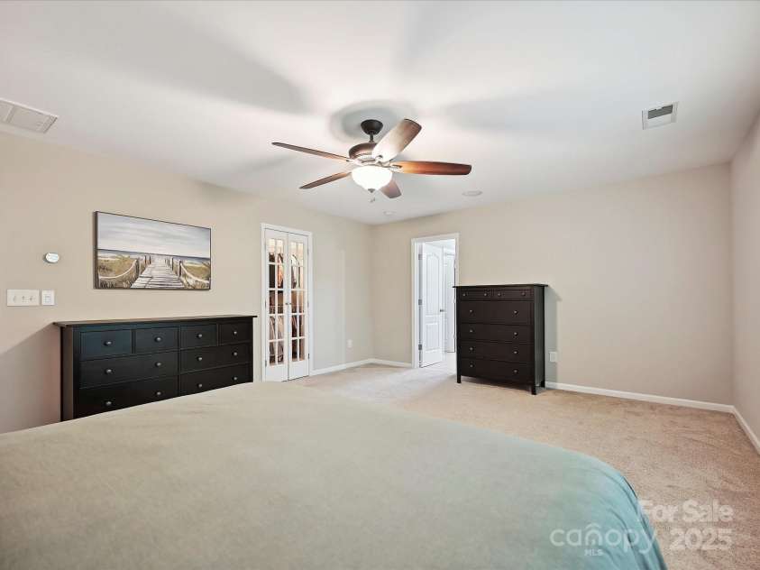 9507 Reid Hall Lane, Matthews, NC 28105.  MLS# CAR4260565, YatesRealty ID 15098. 