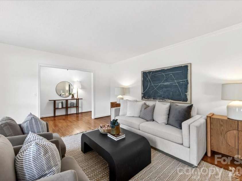 1308 Alfred Street, Charlotte, NC 28211.  MLS# CAR4372417, YatesRealty ID 15099. 