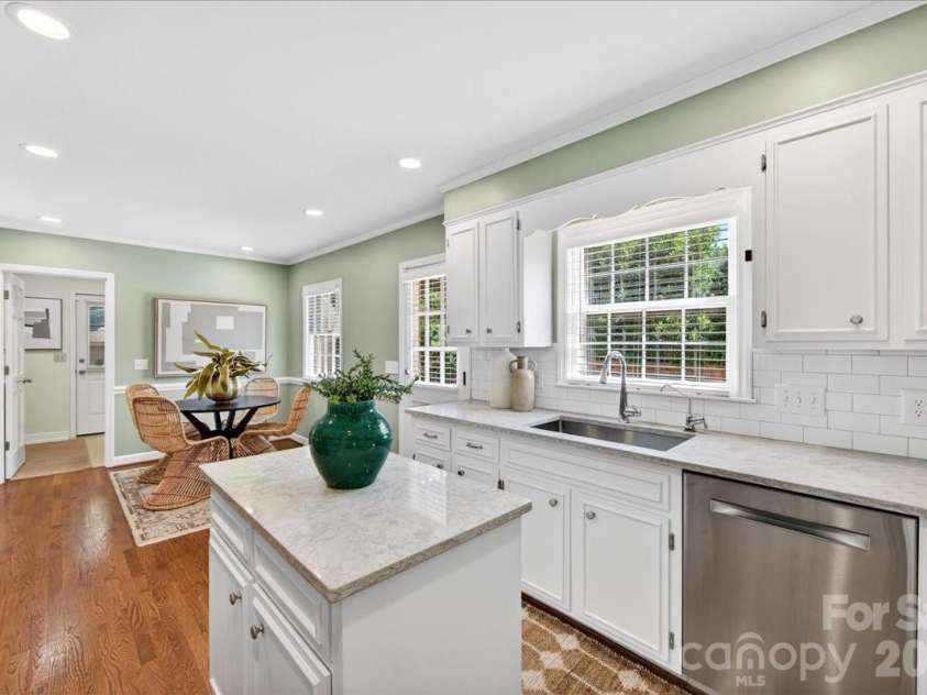 1308 Alfred Street, Charlotte, NC 28211.  MLS# CAR4372417, YatesRealty ID 15099. 