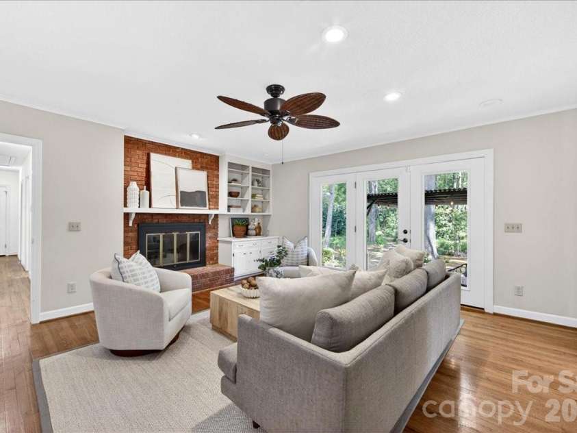 1308 Alfred Street, Charlotte, NC 28211.  MLS# CAR4372417, YatesRealty ID 15099. 