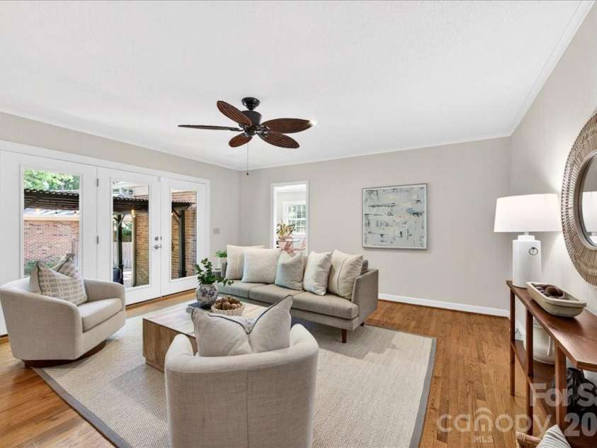 1308 Alfred Street, Charlotte, NC 28211.  MLS# CAR4372417, YatesRealty ID 15099. 