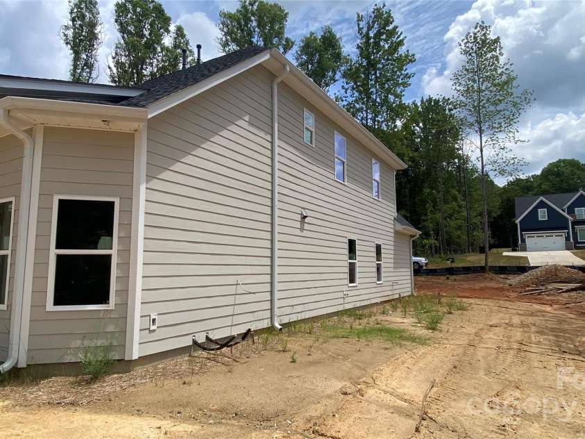 227 Heartland Drive, Rock Hill, SC 29732.  MLS# CAR4196715, YatesRealty ID 1510. Side View