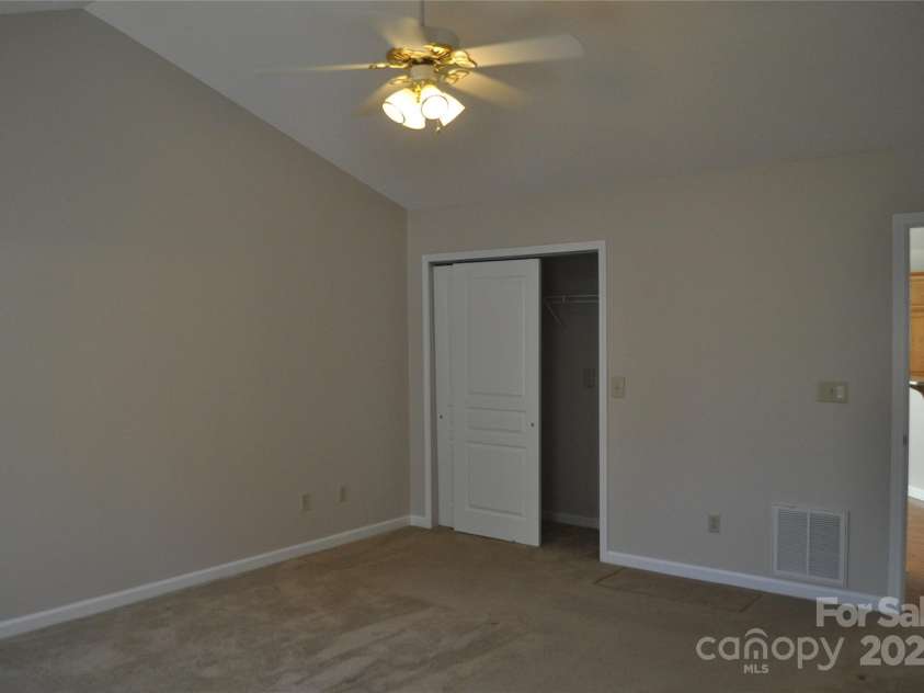 51 Barn Owl Way, Hendersonville, NC 28792.  MLS# CAR4328373, YatesRealty ID 1510. Primary Bedroom