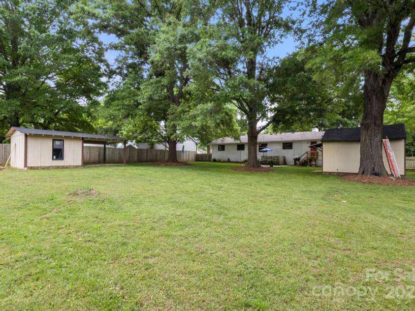 1109 Highland Avenue, Landis, NC 28088.  MLS# CAR4261181, YatesRealty ID 15100. 