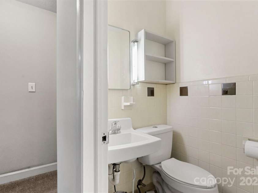 1109 Highland Avenue, Landis, NC 28088.  MLS# CAR4261181, YatesRealty ID 15100. 