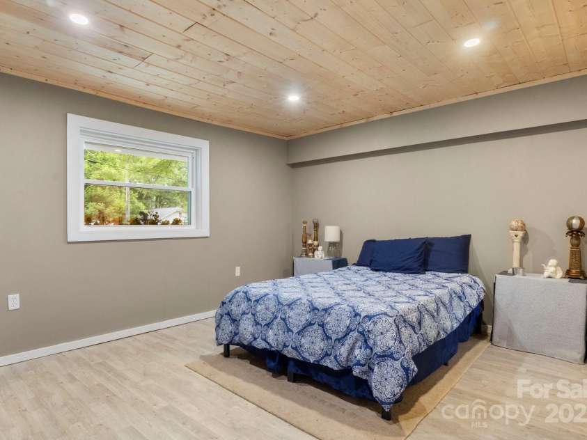 1109 Highland Avenue, Landis, NC 28088.  MLS# CAR4261181, YatesRealty ID 15100. 