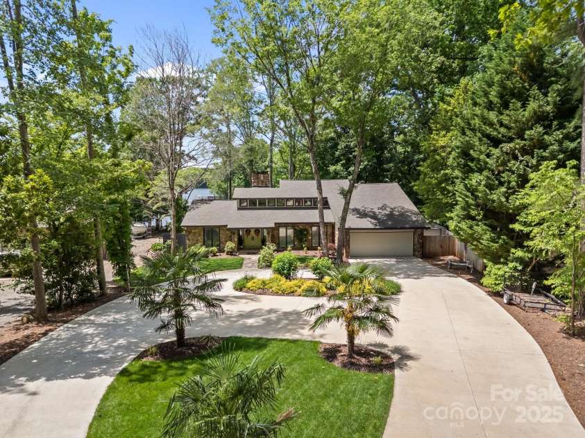 570 Blue Heron Road, Salisbury, NC 28146.  MLS# CAR4257254, YatesRealty ID 15101. 
