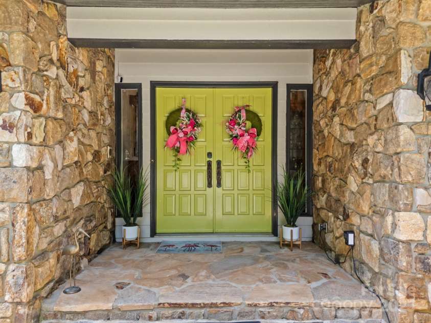 570 Blue Heron Road, Salisbury, NC 28146.  MLS# CAR4257254, YatesRealty ID 15101. 