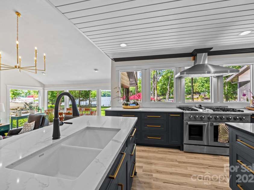 570 Blue Heron Road, Salisbury, NC 28146.  MLS# CAR4257254, YatesRealty ID 15101. 