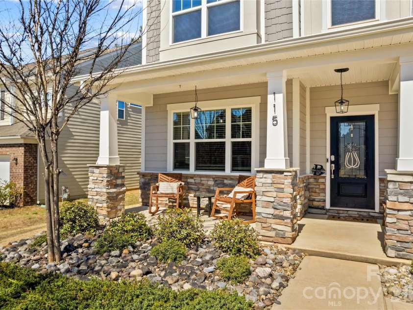 115 Outrigger Lane, Troutman, NC 28166.  MLS# CAR4355334, YatesRealty ID 15104. 