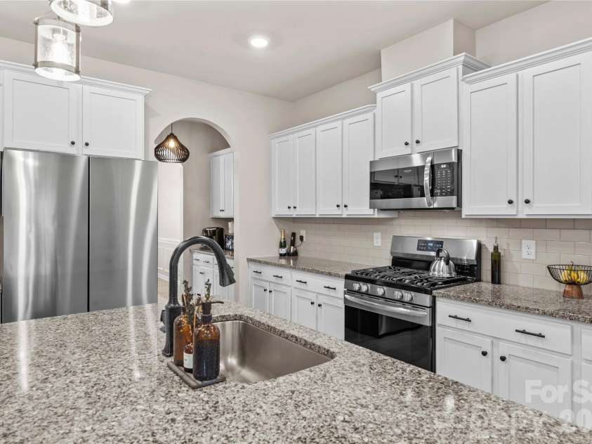 115 Outrigger Lane, Troutman, NC 28166.  MLS# CAR4355334, YatesRealty ID 15104. 