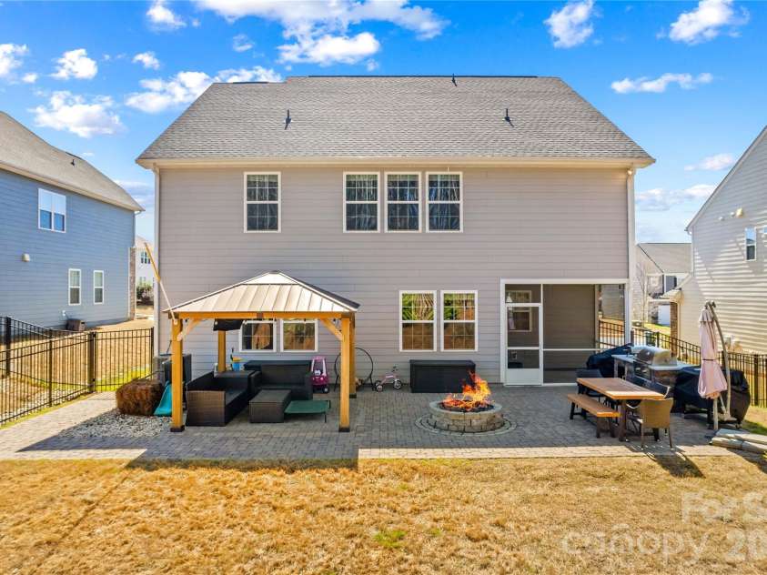 115 Outrigger Lane, Troutman, NC 28166.  MLS# CAR4355334, YatesRealty ID 15104. 
