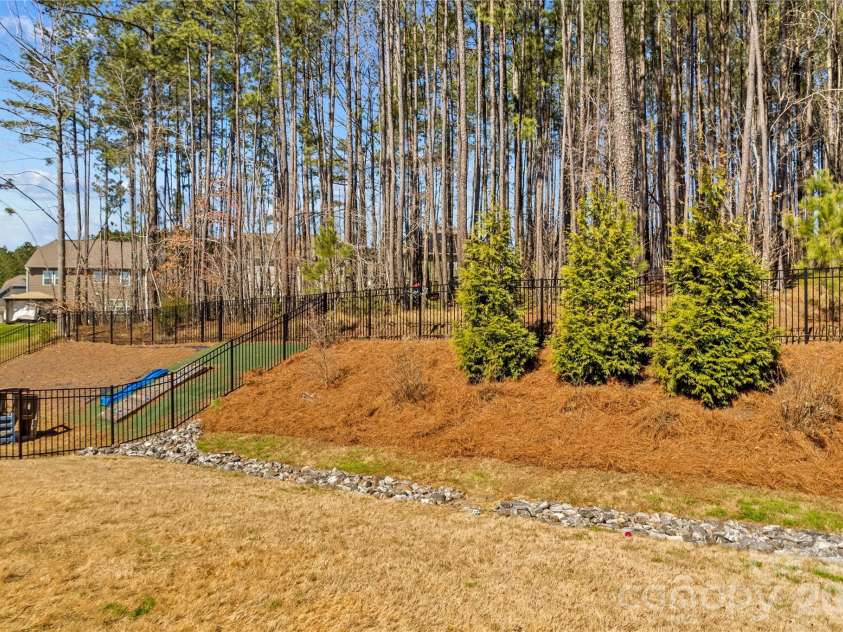 115 Outrigger Lane, Troutman, NC 28166.  MLS# CAR4355334, YatesRealty ID 15104. 