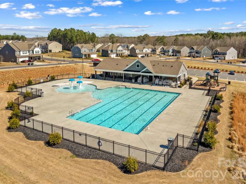 115 Outrigger Lane, Troutman, NC 28166.  MLS# CAR4355334, YatesRealty ID 15104. 
